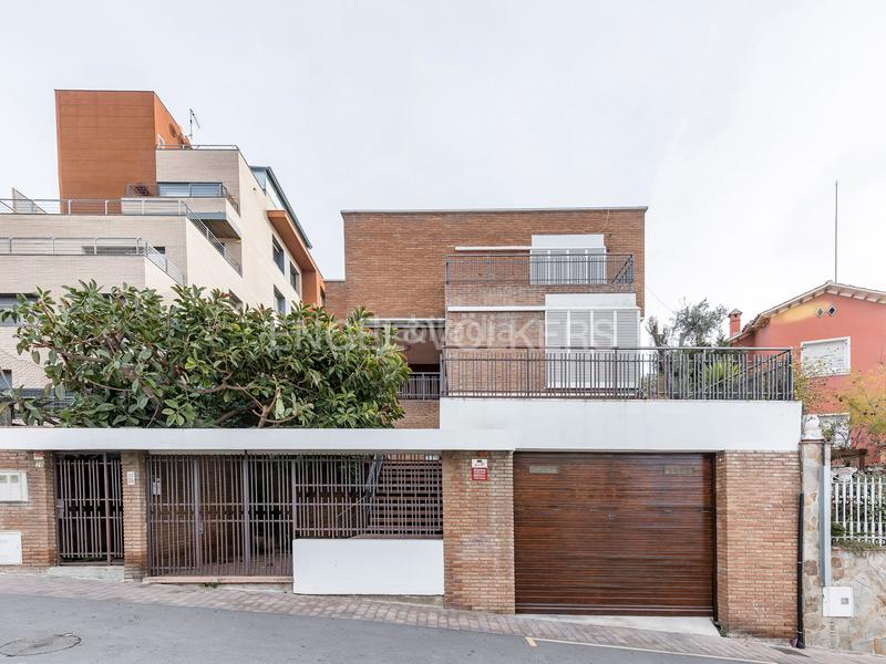 Foto 61c4e894-fa91-4996-bc81-3e9b9dfe0608. Wohngrundstück in Centre Sant Just Desvern