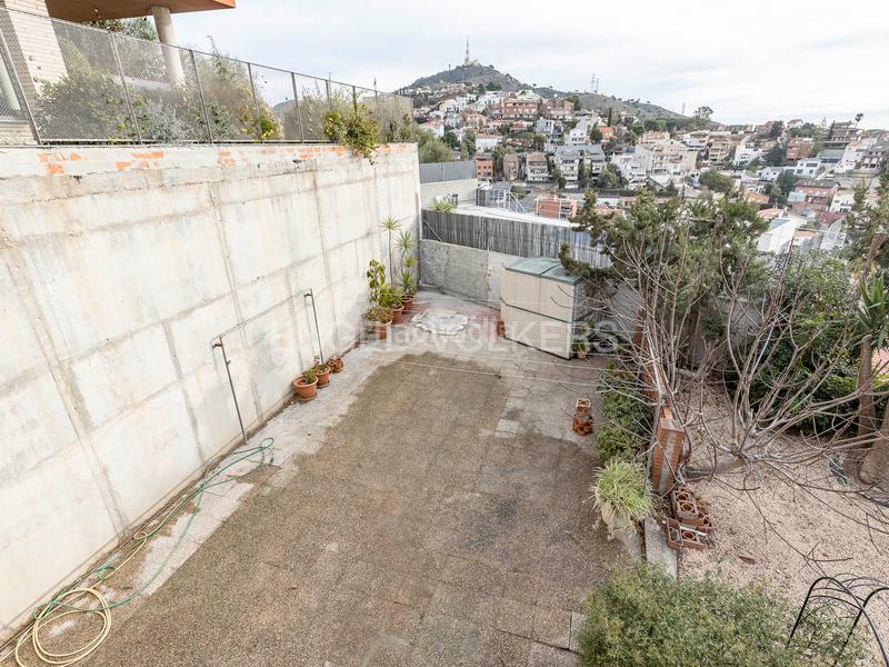 Foto d84d2e85-6559-4e56-84c7-f2c98910b642. Wohngrundstück in Centre Sant Just Desvern