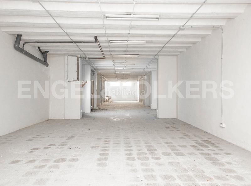 Foto 923c3b48-b29b-4b23-88b5-94bec2a25a60. Local comercial a La Bordeta Barcelona