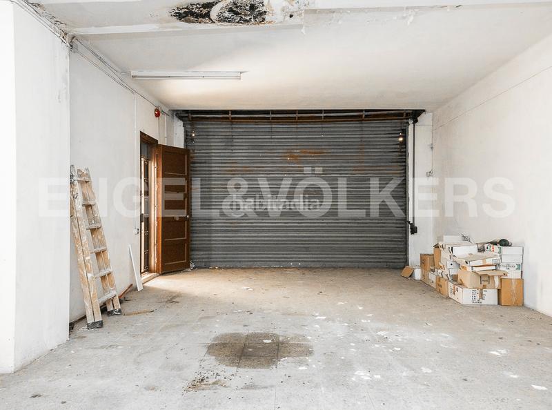 Foto 9621485d-5d84-41e1-91f9-b7768e896173. Local comercial a La Bordeta Barcelona