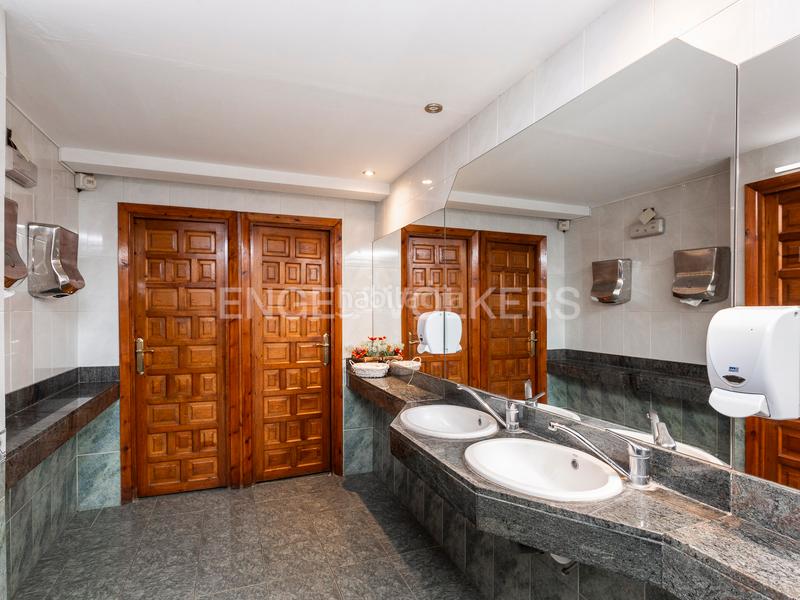 Foto 01198c0a-f4b4-40bf-b77a-a138e218d59f. Local commercial dans Vallirana