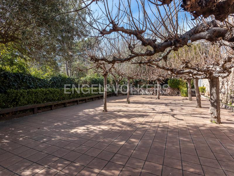 Foto 2a4e1928-a4d6-4601-a506-55937fba75b4. Local commercial dans Vallirana