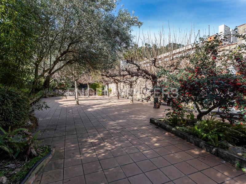 Foto 63ee16e9-51e3-4cd7-bcf7-cc7fef429dde. Local commercial dans Vallirana