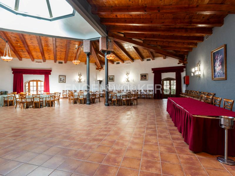 Foto 6449fa50-b3df-49b6-ba62-86fada04d792. Local commercial dans Vallirana