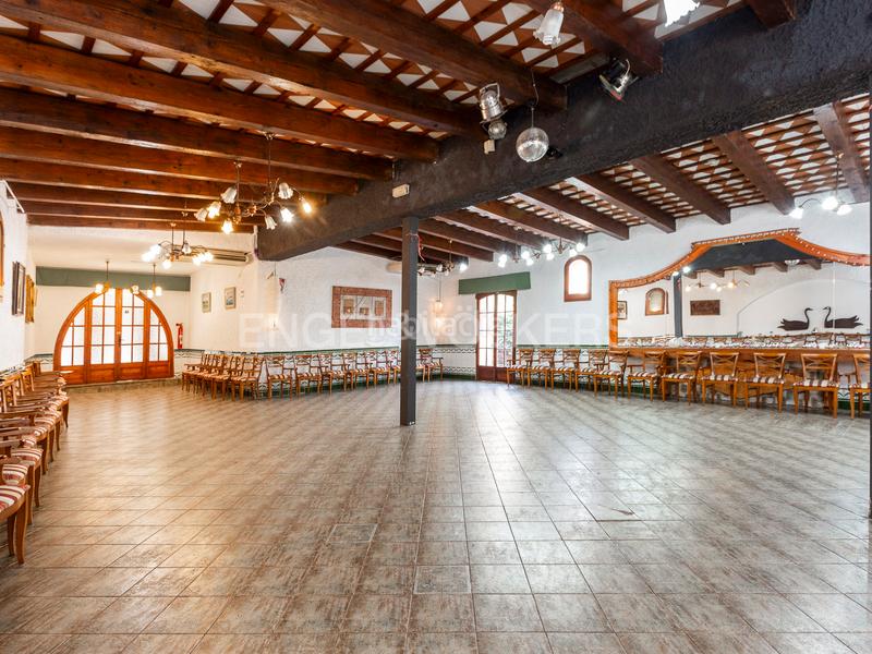 Foto 7c3c2aec-2447-433e-8e10-0b48f5db97b4. Local commercial dans Vallirana