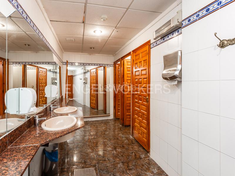 Foto 8cb47627-725e-4b4f-a6ab-f9b8c0eba581. Local commercial dans Vallirana