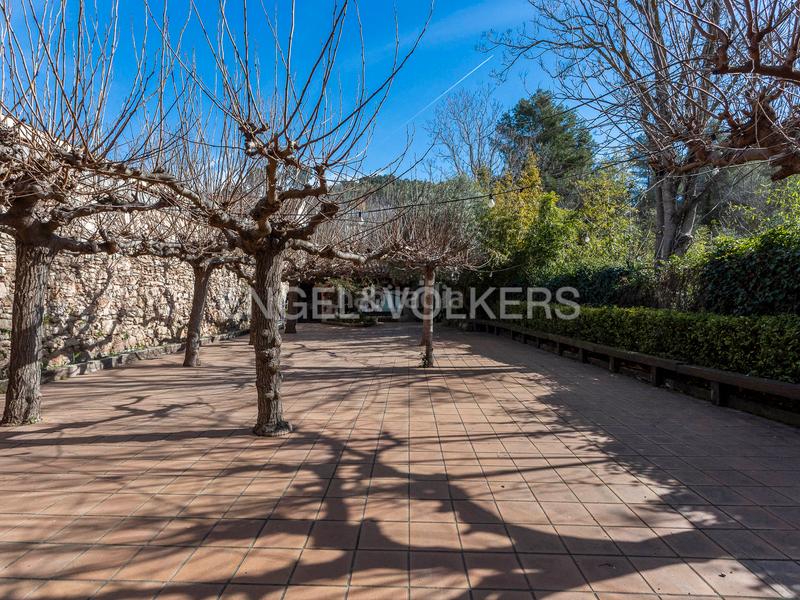 Foto e4d3c4fa-fd87-4681-85ad-f367f2e8c436. Local commercial dans Vallirana