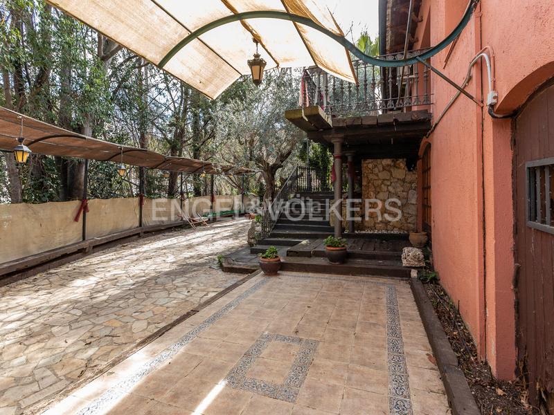 Foto f32feff5-ee50-4983-8d6e-e68cd3db33d9. Local commercial dans Vallirana