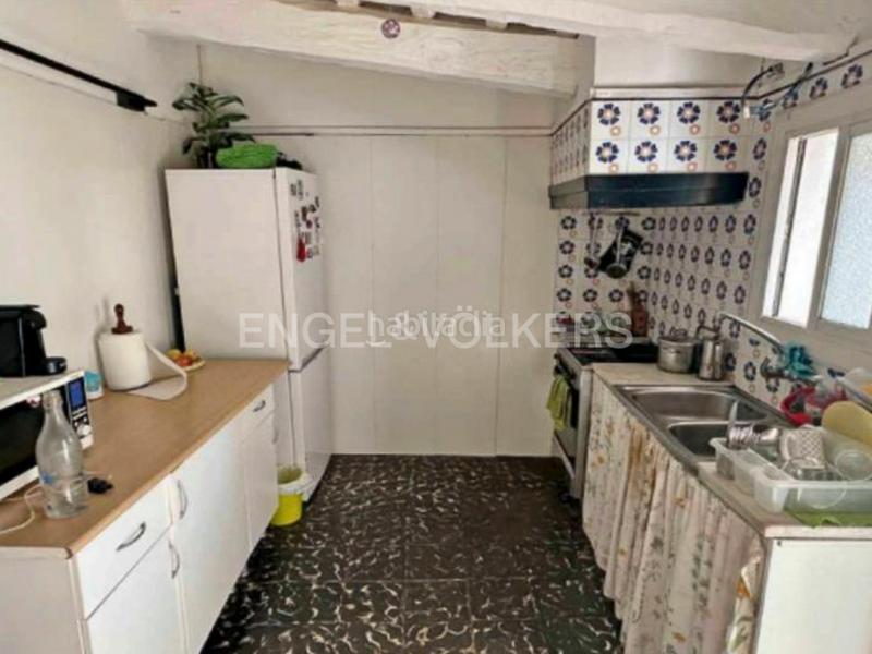 Foto 0ff49a17-621b-49a0-ba8d-521d8a320a4b. Edifici a Sant Andreu de Palomar Barcelona