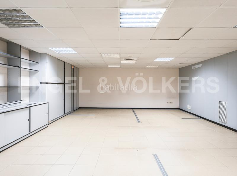 Foto 58f5ac86-fb90-45d3-ba00-4dca30a7206b. Alquiler local comercial exclusivo local en calle aragón en Barcelona