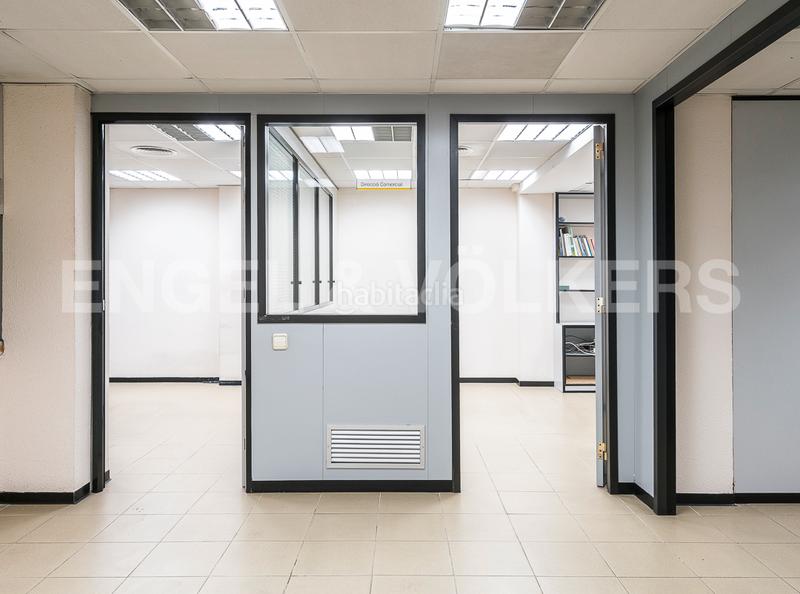 Foto 2215c99f-3efa-4aad-9a61-b6ec12b86a48. Location local commercial dans Sagrada Família Barcelona