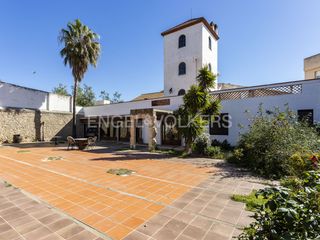 Building in Valletes - Xiribecs. Fantástica propiedad para construcción de edificios residenciale