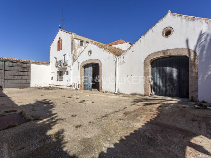 Foto f582eae3-e883-43d2-95d3-2a4adf3fd320. Edifici a Valletes - Xiribecs Amposta