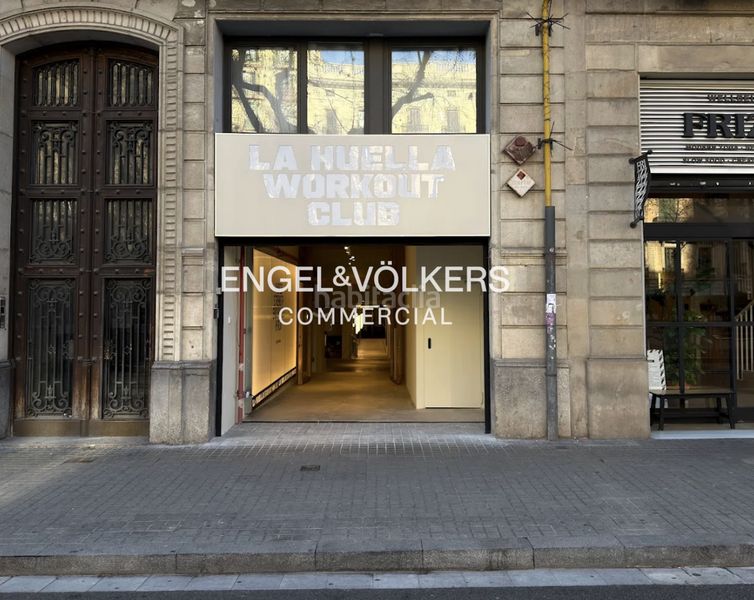 Foto 0a5a3178-0df1-4244-88d9-072189082156. Local comercial a Dreta de l´Eixample Barcelona