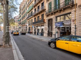 Local commercial à Dreta de l´Eixample. Local de 800m2 en gran via de les corts catalanes