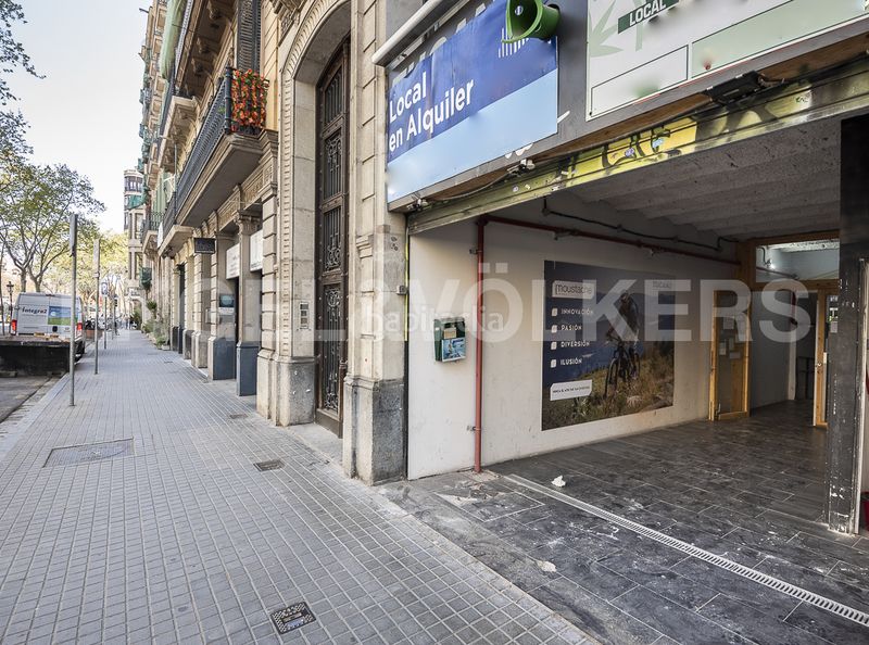 Foto 731831ff-775a-48a4-bebc-21b66c0ad728. Local comercial a Dreta de l´Eixample Barcelona