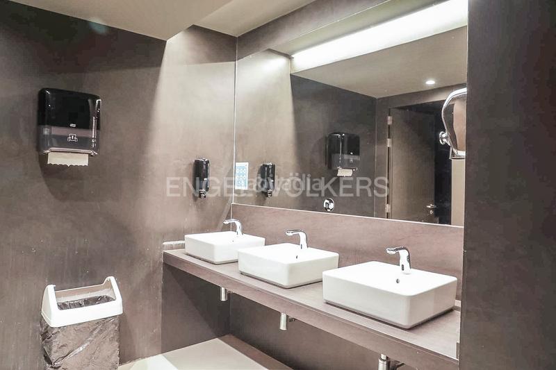 Foto 27dbf53e-d456-4f75-8e35-b0af5f5ce319. Affitto ufficio con parcheggio in El Parc i la Llacuna del Poblenou Barcelona