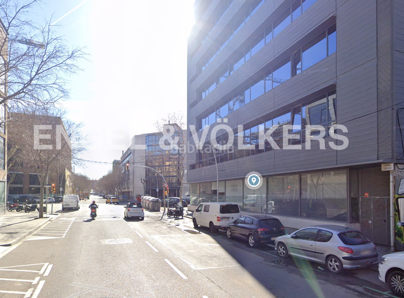 Foto 04cb3948-ec98-4a68-8f7a-d22fa9021840. Rent office space with parking in El Parc i la Llacuna del Poblenou Barcelona