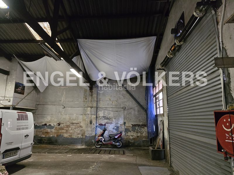 Foto dc3e7e31-f1e8-4f57-bc33-cd4115862b19. Local comercial a Sant Andreu de Palomar Barcelona