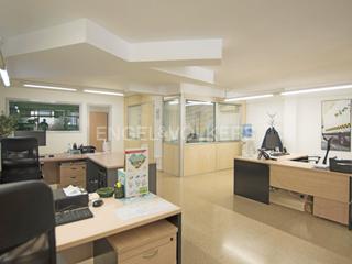 Büro in Nou Eixample Sud. Oficina en calle de pere martell