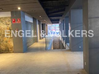 Lloguer Local Comercial a Dreta de l´Eixample. Magnifico local comercial de 1.300 m2 junto a rambla catalunya.