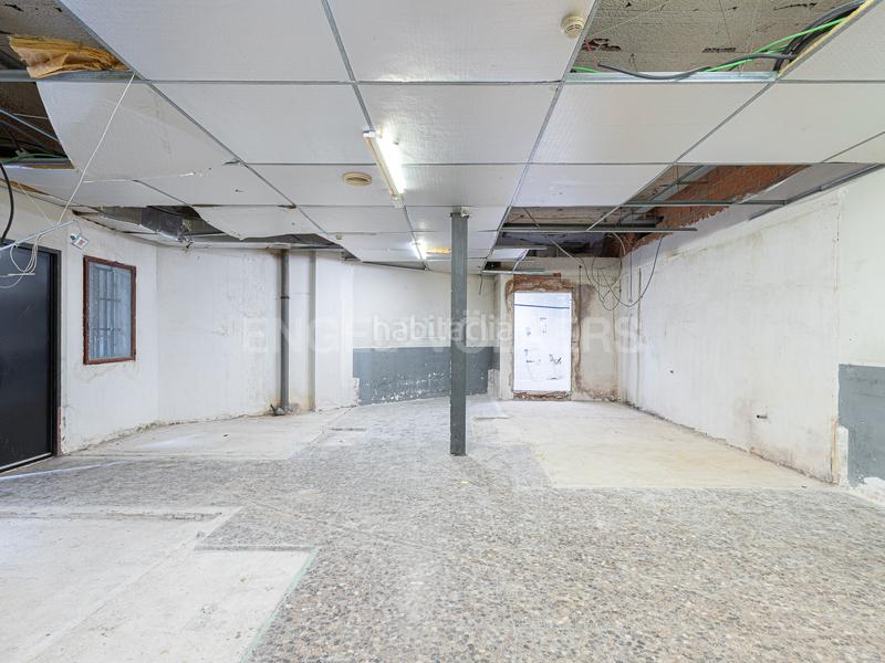 Foto 4a694fa5-dced-478e-aca3-d809dd6b5f88. Alquiler local comercial local calle casp. en Dreta de l´Eixample Barcelona