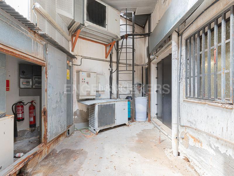 Foto 53035568-e7ad-4b1c-a63a-2f16da577c5e. Lloguer local comercial a Dreta de l´Eixample Barcelona