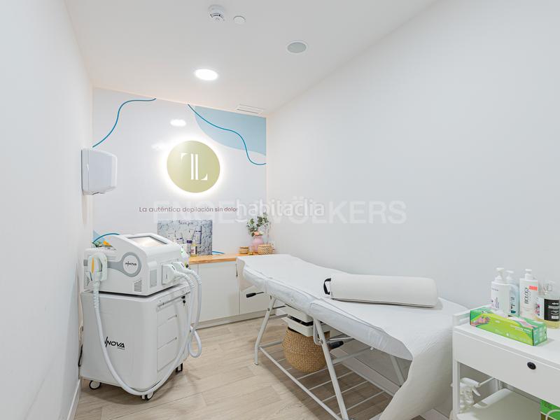 Foto 55949abe-c6a1-42db-acb5-423e1c9cff0e. Affitto locale commerciale in Porta Barcelona