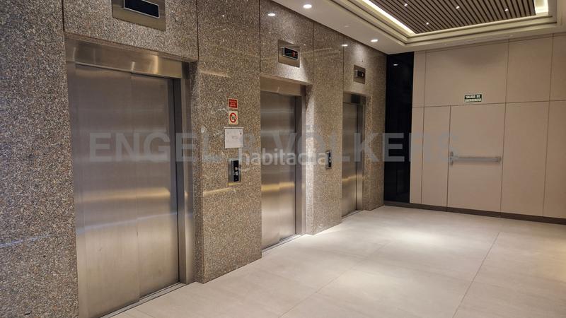 Foto 499467ca-c408-42a0-bf28-62c32cc8ded0. Location bureau avec parking dans Barri de les Corts Barcelona