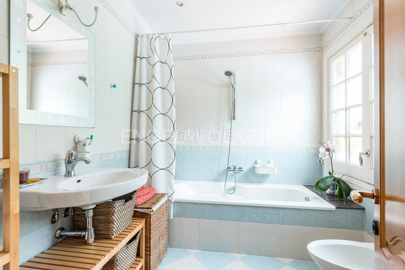 Foto 0fc33300-27a3-49f3-8cfe-1fec7f575058. Edificio in Canet de Mar