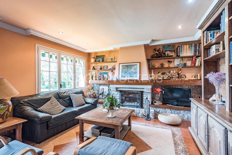 Foto 2fe3ab9f-5612-4dad-b938-571ed89f9b13. Edificio in Canet de Mar