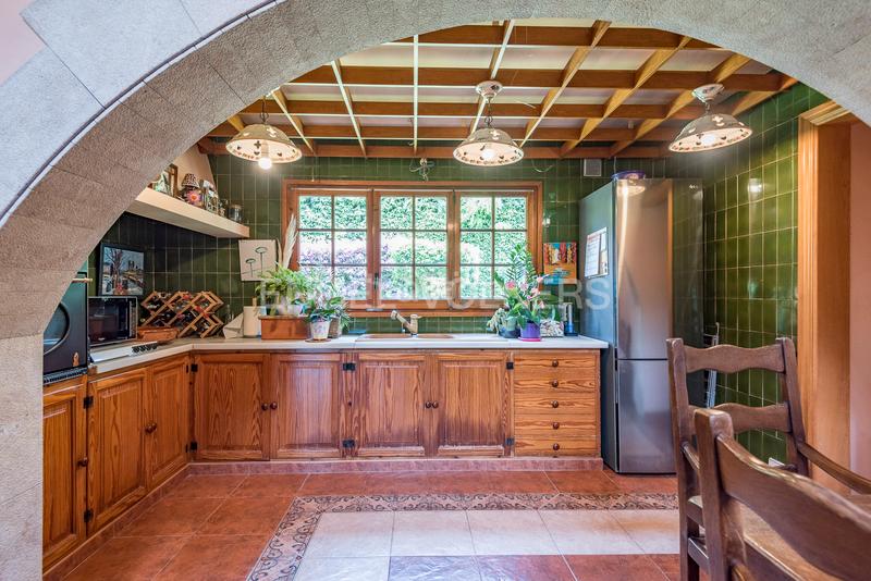 Foto 71df6859-7573-4d6e-82d8-91b5742715b9. Edificio in Canet de Mar