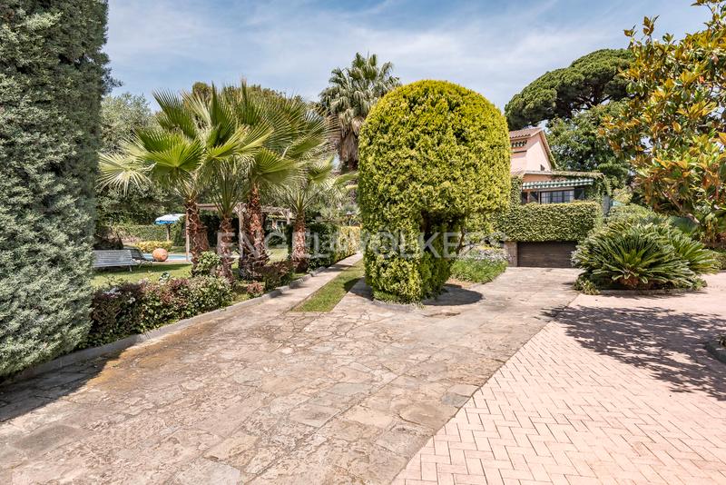 Foto ec1e03f9-5c42-42c1-be9d-2d782e7e112f. Edificio in Canet de Mar