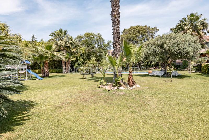 Foto f1aff285-a714-47c5-9192-1ce4a6f84290. Edificio in Canet de Mar