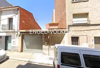 Terreny residencial a Estació del Nord. Solar en mollet del valles de 162 m2