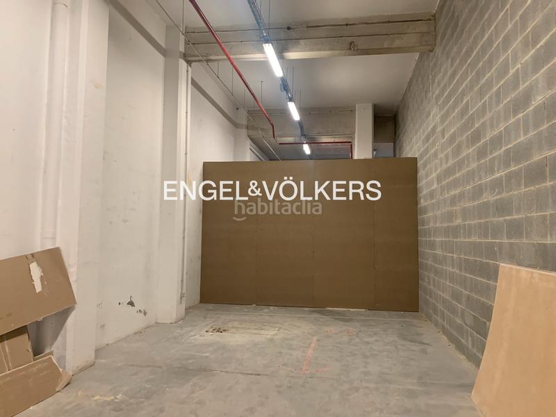 Foto 84660e9b-7513-4f26-b669-22207f4e783b. Local comercial gran local en rentabilidad en eixample en Barcelona