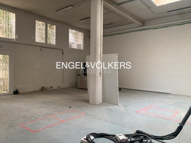 Foto dbfdee62-d5ae-4c2d-9208-a9a654e84690. Local comercial gran local en rentabilidad en eixample en Barcelona