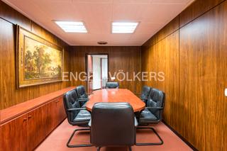 Rent Office space in Dreta de l´Eixample. Oficina en rambla catalunya con plaza de garaje