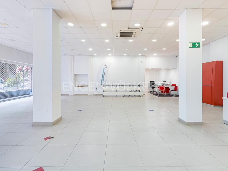 Foto 4ca8107e-9083-4b8c-a3cb-adc743c1c3aa. Local commercial dans La Font d´en Fargues Barcelona