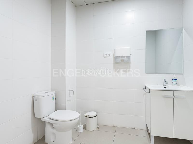 Foto 8a58309c-9b91-49f5-8c85-be003c1dcfc9. Local commercial dans La Font d´en Fargues Barcelona