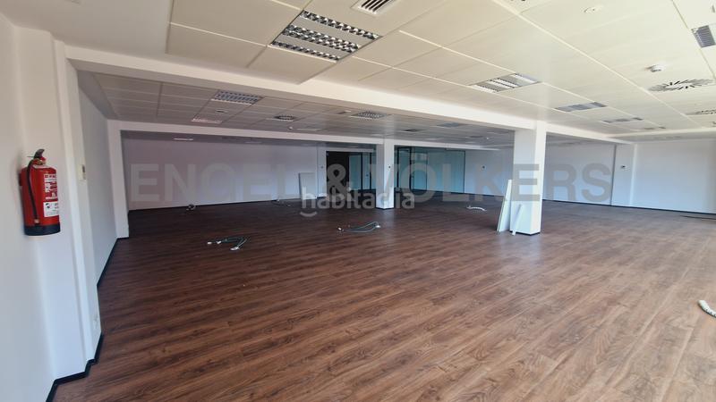 Foto 84625c16-3ab5-4a26-9420-f5c0a323bdfa. Location bureau avec parking dans El Parc i la Llacuna del Poblenou Barcelona