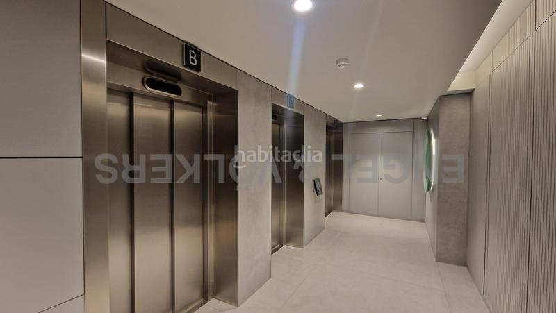 Foto 2af927ce-ff04-4f1b-9f77-e733d5087911. Miete büro mit parking in El Parc i la Llacuna del Poblenou Barcelona