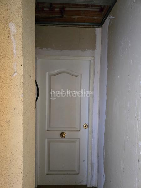 Foto e32b139b-a9f5-46ed-8532-ed491b42a115. Affitto locale commerciale in Porta Barcelona