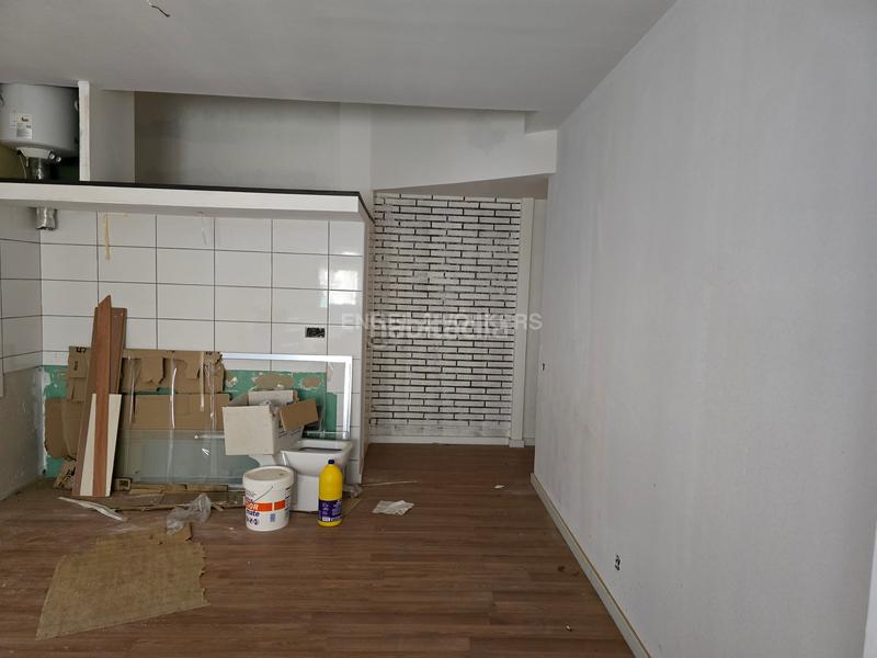 Foto f13235f0-1c7a-44e9-b302-4e4e1a7c6e3c. Affitto locale commerciale in Porta Barcelona