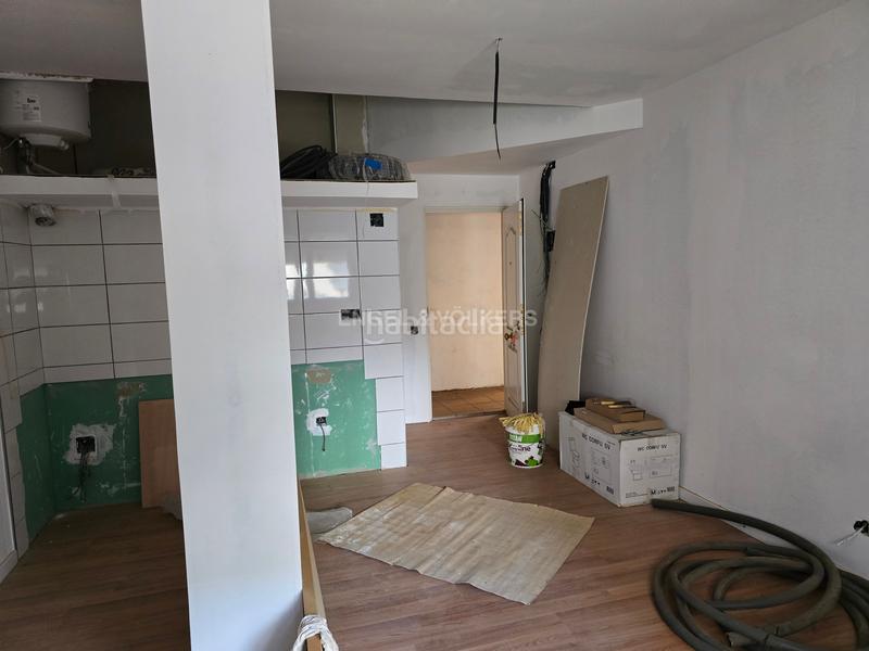 Foto 38fbf5c0-d507-4138-a6fd-05ee12454086. Miete geschäftsraum in Porta Barcelona