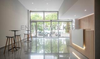 Affitto Ufficio in La Marina del Prat Vermell. Oficina diafána, amplia y moderna de 1570m2 en santsmontjuic