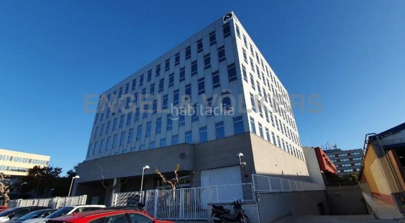 Foto e9ade1d0-c453-425e-942d-2b35e6517a8f. Location bureau avec parking dans La Marina del Prat Vermell Barcelona