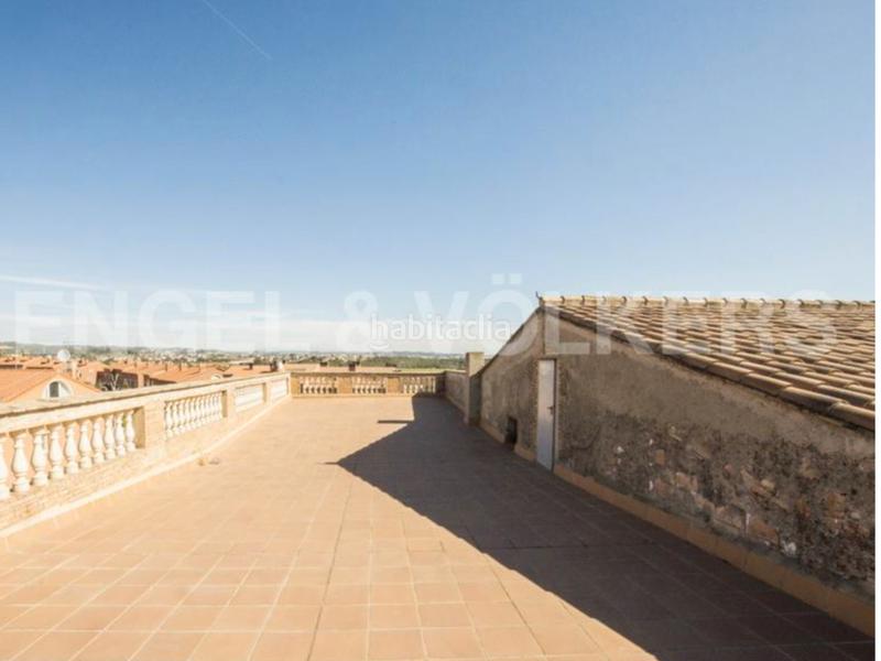 Foto f10765db-4917-4252-9a4a-6cb921b140d9. Edificio masía de 1.300 m2 en Castellbisbal