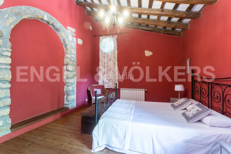 Foto 01637355-5c7e-4af0-bd6a-e3657d545a79. Edifici a Subirats