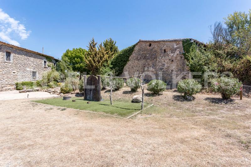 Foto 0a735848-3346-4f2e-9eb0-6538ea586ca6. Edifici a Subirats